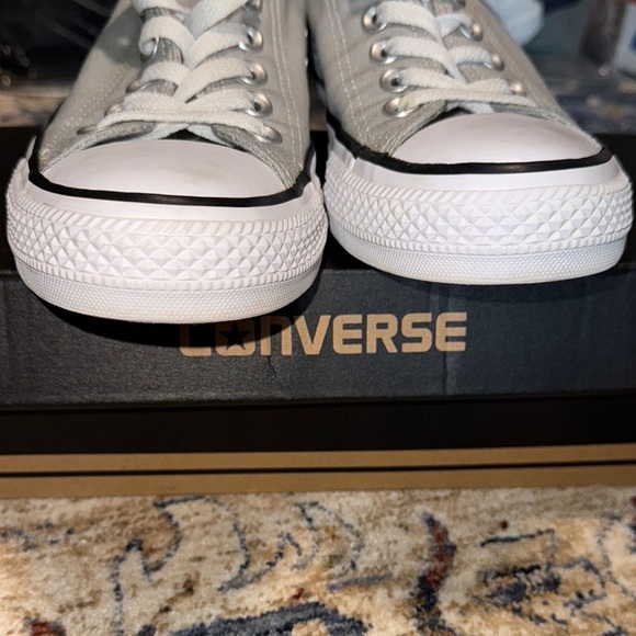 💥Converse Chuck Taylor Women’s Gray All Star Sneakers Shoes PEACE OUT ✌️ - Picture 15 of 15